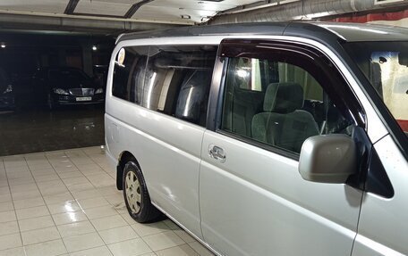 Honda Stepwgn II рестайлинг, 2004 год, 830 000 рублей, 4 фотография