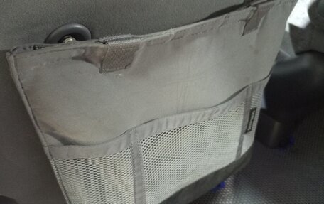 Honda Stepwgn II рестайлинг, 2004 год, 830 000 рублей, 18 фотография