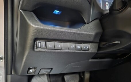 Toyota RAV4, 2024 год, 5 690 099 рублей, 11 фотография