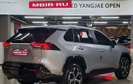 Toyota RAV4, 2024 год, 5 690 099 рублей, 4 фотография