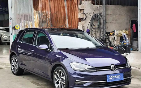 Volkswagen Golf VII, 2019 год, 1 490 099 рублей, 3 фотография