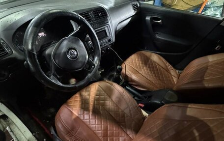 Volkswagen Polo VI (EU Market), 2017 год, 580 000 рублей, 3 фотография