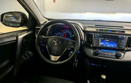 Toyota RAV4, 2015 год, 2 150 000 рублей, 16 фотография