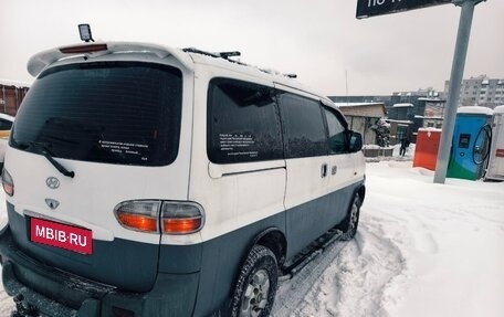 Hyundai Starex I рестайлинг, 2004 год, 800 000 рублей, 6 фотография