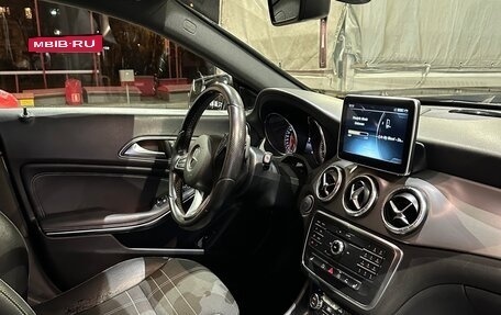 Mercedes-Benz CLA, 2015 год, 1 830 000 рублей, 10 фотография