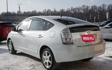 Toyota Prius, 2009 год, 935 000 рублей, 8 фотография