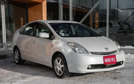 Toyota Prius, 2009 год, 935 000 рублей, 4 фотография