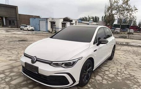 Volkswagen Golf VIII, 2022 год, 1 640 000 рублей, 1 фотография