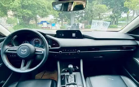 Mazda 3, 2021 год, 1 370 000 рублей, 8 фотография