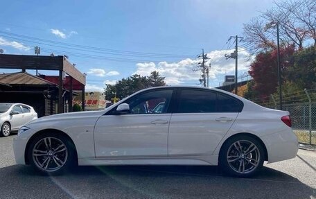 BMW 3 серия, 2018 год, 1 320 000 рублей, 7 фотография