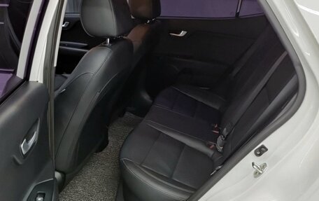 KIA Stonic, 2019 год, 1 305 000 рублей, 13 фотография