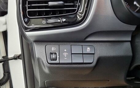 KIA Stonic, 2019 год, 1 305 000 рублей, 11 фотография