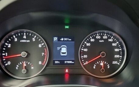 KIA Stonic, 2019 год, 1 305 000 рублей, 7 фотография