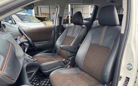 Toyota Sienta II, 2021 год, 1 265 000 рублей, 24 фотография