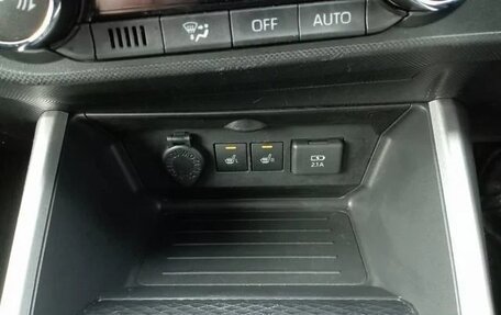 Toyota Raize I, 2021 год, 1 160 000 рублей, 16 фотография