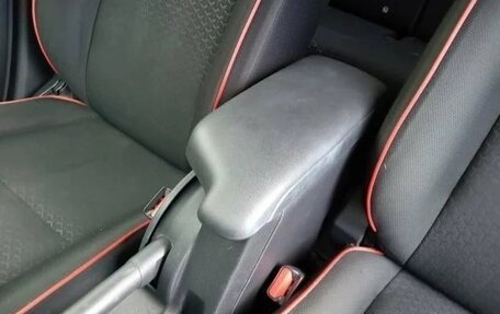 Toyota Raize I, 2021 год, 1 160 000 рублей, 24 фотография