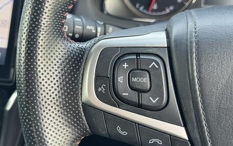 Toyota Harrier, 2018 год, 2 175 000 рублей, 14 фотография