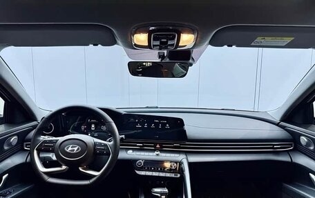 Hyundai Elantra, 2025 год, 2 080 000 рублей, 10 фотография