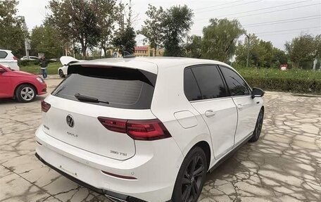 Volkswagen Golf VIII, 2022 год, 1 640 000 рублей, 4 фотография