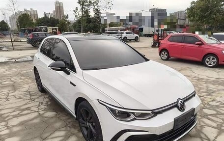 Volkswagen Golf VIII, 2022 год, 1 640 000 рублей, 3 фотография