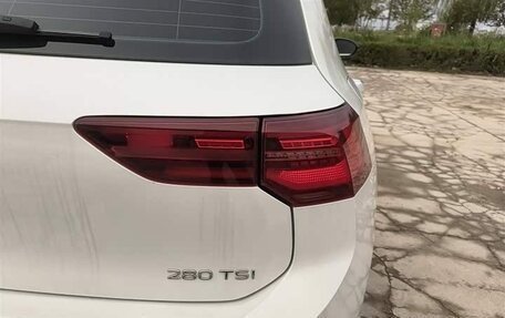 Volkswagen Golf VIII, 2022 год, 1 640 000 рублей, 6 фотография