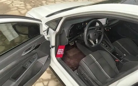 Volkswagen Golf VIII, 2022 год, 1 640 000 рублей, 8 фотография