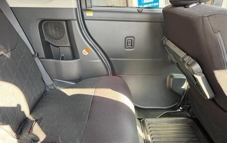 Toyota Tank I, 2019 год, 935 000 рублей, 20 фотография