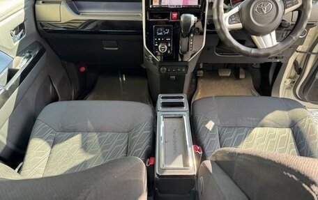 Toyota Tank I, 2019 год, 935 000 рублей, 16 фотография