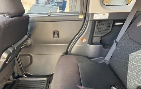 Toyota Tank I, 2019 год, 935 000 рублей, 19 фотография