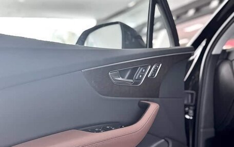 Audi Q7, 2025 год, 9 636 000 рублей, 15 фотография