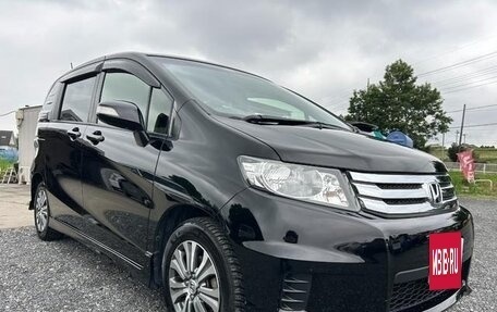 Honda Freed I, 2014 год, 870 000 рублей, 3 фотография