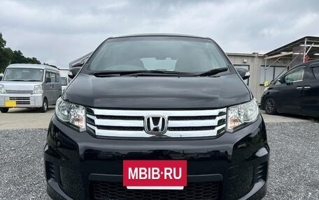 Honda Freed I, 2014 год, 870 000 рублей, 2 фотография