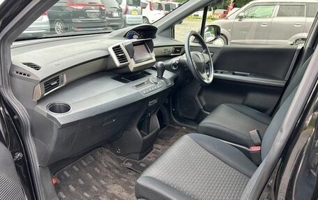 Honda Freed I, 2014 год, 870 000 рублей, 17 фотография