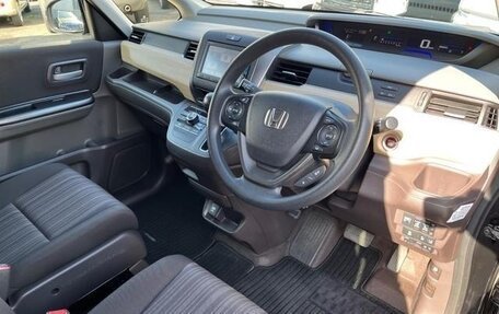 Honda Freed II, 2018 год, 1 220 000 рублей, 10 фотография