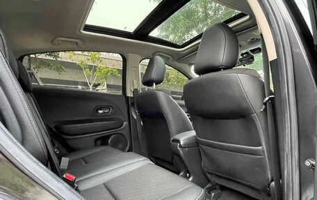 Honda Vezel, 2021 год, 1 750 001 рублей, 15 фотография