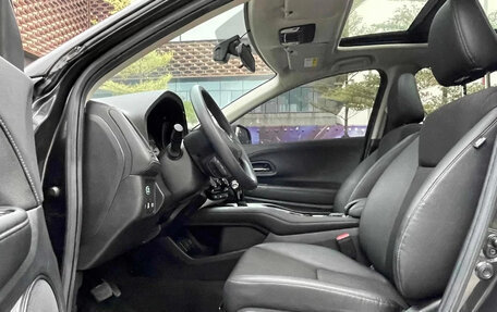 Honda Vezel, 2021 год, 1 750 001 рублей, 12 фотография