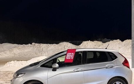 Honda Fit III, 2017 год, 1 150 000 рублей, 6 фотография