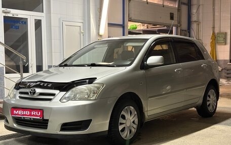 Toyota Corolla, 2005 год, 645 000 рублей, 1 фотография