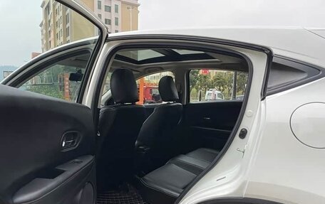 Honda Vezel, 2022 год, 1 412 153 рублей, 5 фотография