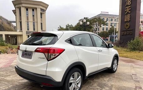 Honda Vezel, 2022 год, 1 412 153 рублей, 10 фотография