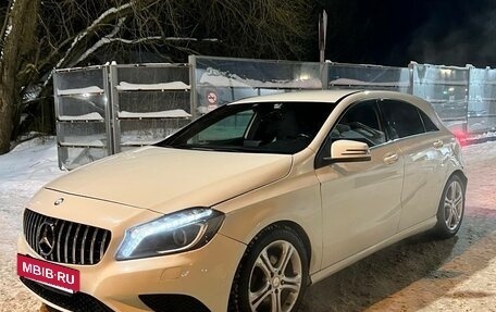 Mercedes-Benz A-Класс, 2013 год, 925 000 рублей, 16 фотография