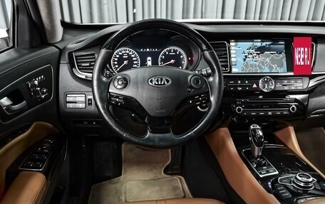 KIA Quoris I, 2017 год, 2 120 000 рублей, 13 фотография