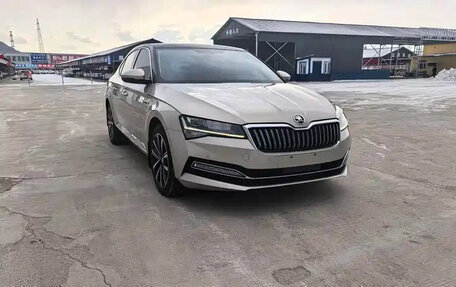 Skoda Superb III рестайлинг, 2021 год, 1 649 000 рублей, 7 фотография