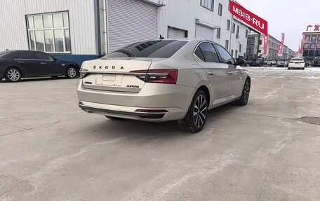 Skoda Superb III рестайлинг, 2021 год, 1 649 000 рублей, 6 фотография
