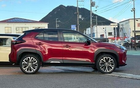 Toyota Yaris Cross, 2021 год, 1 750 009 рублей, 5 фотография