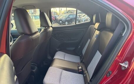 Toyota Yaris Cross, 2021 год, 1 750 009 рублей, 28 фотография