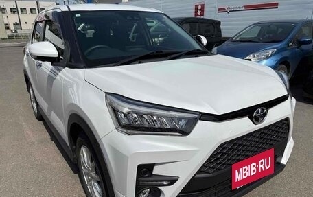 Toyota Raize I, 2021 год, 1 450 009 рублей, 3 фотография