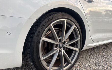 Audi A4, 2020 год, 1 900 000 рублей, 30 фотография