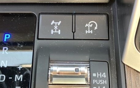 Toyota Land Cruiser, 2025 год, 10 500 009 рублей, 17 фотография