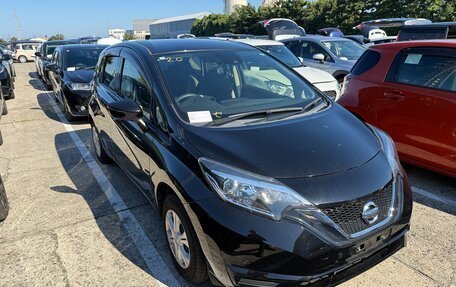 Nissan Note II рестайлинг, 2020 год, 800 000 рублей, 1 фотография